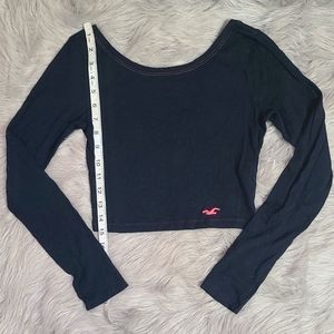 Hollister LS Crop Top